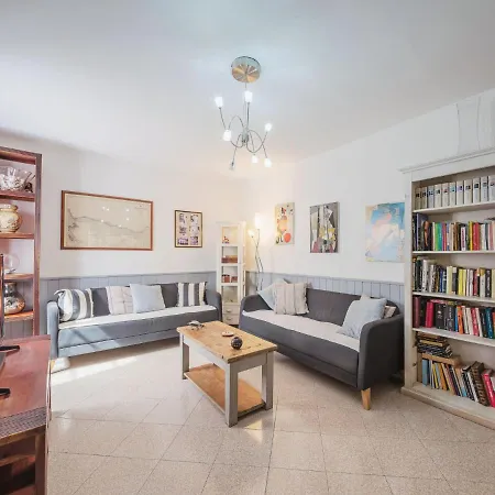 Locazione Turistica La Grande Aia Casa vacanze Seravezza